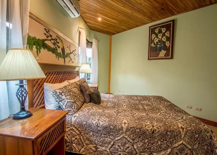 Hermosa Heights 16 Lodge Playa Hermosa (Guanacaste)