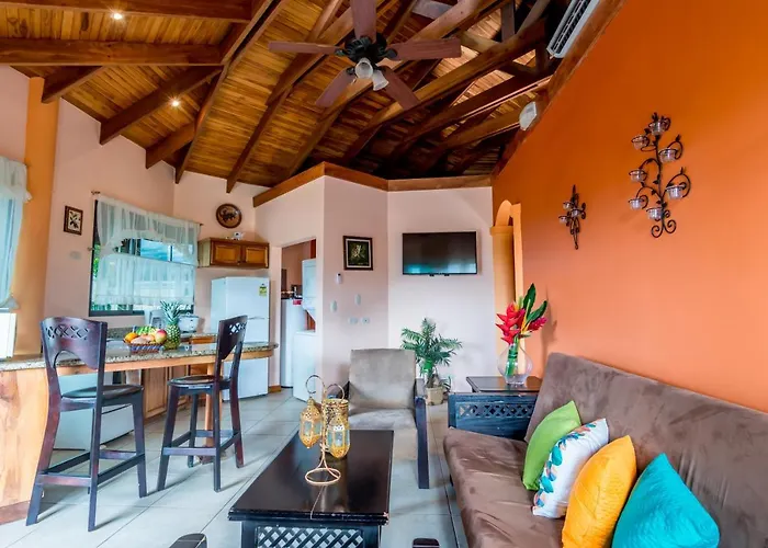 Hermosa Heights 16 Lodge Playa Hermosa (Guanacaste)
