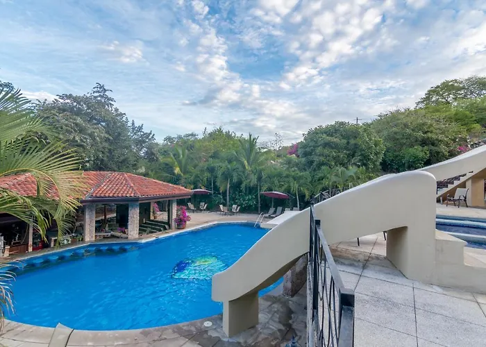 Hermosa Heights 16 *