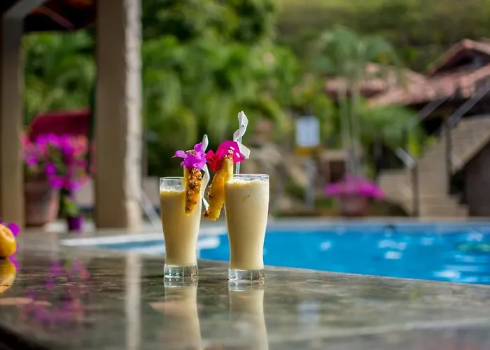 Lodge Hermosa Heights 16 *